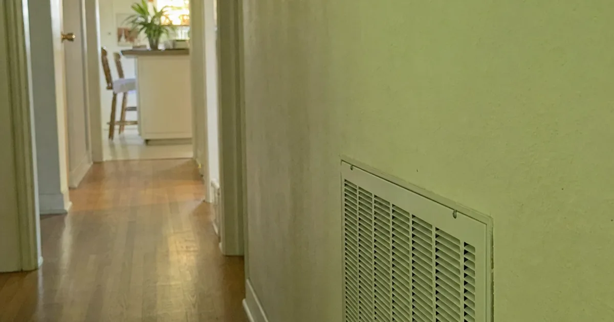 Fremont, CA: a residential air duct system